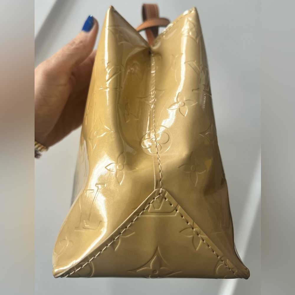 Louis Vuitton LV Reade PM Yellow Vernis Handbag- Vintage EUC - Picture 12 of 16